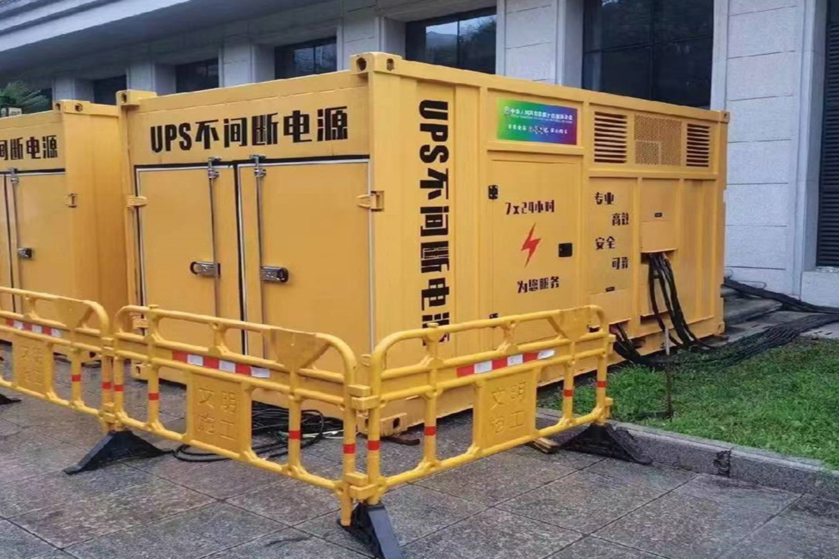 翁田镇发电机租赁施工现场